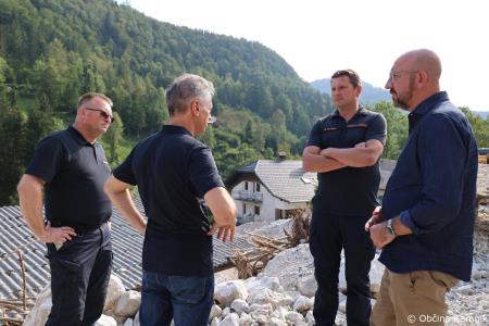 Kamnik po poplavah sta si ogledala predsednik vlade dr. Robert Golob in predsednik Evropskega sveta Charles Michel dne 27. 8. 2023 (18)